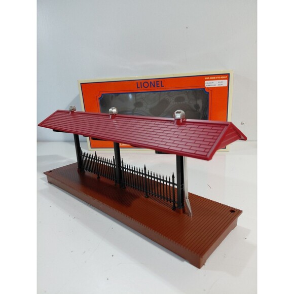 Lionel 6-24159 O Gauge Model Railroad Accessory Lighted Station Platform w/Box - Picture 10 of 16
